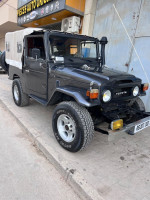 voitures-toyota-fg-1982-bejaia-algerie