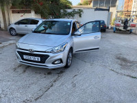 moyenne-berline-hyundai-i20-2019-prestige-bordj-el-kiffan-alger-algerie