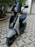 motos-scooters-vms-cuxi-estate-x-2021-ouled-yaich-blida-algerie