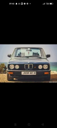 BMW E28 1982 