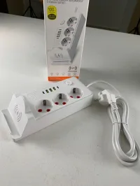 Multiprise POWER SOCKET 2500W avec USB, Type-C et chargement sans fil