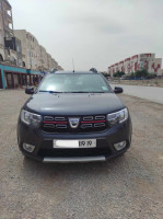 voitures-dacia-sandero-2019-stepway-techroad-algerie