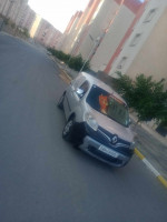 voitures-renault-kangoo-2015-tizi-ouzou-algerie