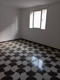 شقة-كراء-طابق-فيلا-3-غرف-بومرداس-بودواو-الجزائر