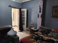 appartement-vente-f3-alger-gue-de-constantine-algerie