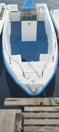 قارب-زورق-bateaux-المالح-عين-تموشنت-الجزائر