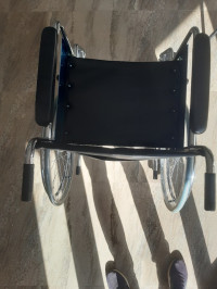 medical-chaise-roulant-simple-chrome-bir-el-djir-oran-algerie