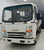 camion-jac-1040s-sc-plateau-2024-bordj-el-kiffan-alger-algerie