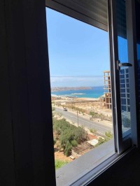 شقة-بيع-3-غرف-وهران-عين-الترك-الجزائر