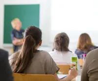 Ecole De Langue / Apprendre Les Langues / Formation Anglais Français Turque Turc Allemand Espagnol