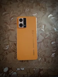 Oppo reno 7 128GO+RAM8+8GO+4500mAH