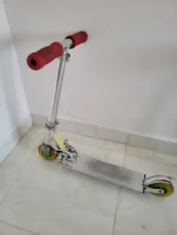 Trotinette adulte ou enfant ajustable