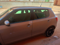 voitures-skoda-fabia-2014-aflou-laghouat-algerie