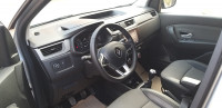 commerciale-renault-kangoo-2023-djelfa-algerie