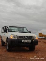 voitures-nissan-pickup-2014-dc-bechar-algerie