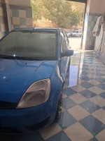 voitures-ford-fiesta-2006-sour-el-ghouzlane-bouira-algerie