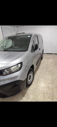 السيارات-النفعية-fiat-doblo-2025-القبة-الجزائر