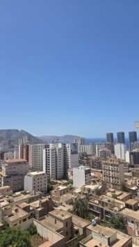 شقة-كراء-4-غرف-وهران-الجزائر