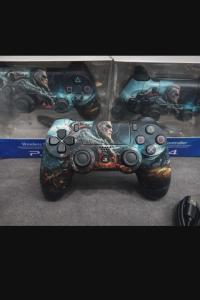 يد-التحكم-و-جهاز-المحاكاة-manette-ps4-edition-valhalla-باتنة-الجزائر