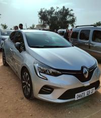 سيارات-renault-clio-5-2023-خير-الدين-مستغانم-الجزائر