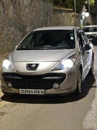 سيارات-peugeot-207-2008-باب-الواد-الجزائر
