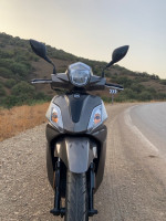 motos-et-scooters-sym-st-200cc-2024-algerie