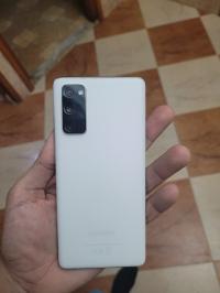 Samsung Galaxy s20 fe duos 6gb ram 128gb thumbnail 4