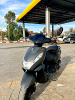 motos-scooters-peugeot-kisbee-rs-80cc-2017-sidi-bel-abbes-algerie