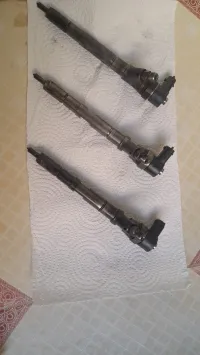 Injecteur diesel Common rail BOSCH 0445110