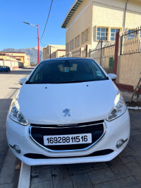 voitures-peugeot-208-2015-allure-bouira-algerie