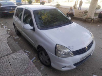 voitures-renault-clio-campus-2011-bougaa-setif-algerie