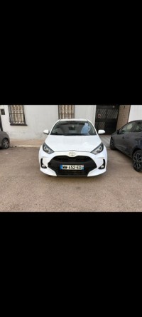 cars-toyota-yaris-2024-dynamic-oran-algeria