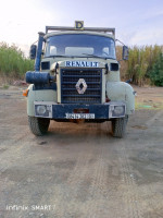 camion-renault-citerne-1982-algerie