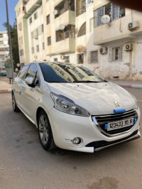 voitures-peugeot-208-2015-allure-facelift-birtouta-alger-algerie