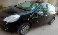 سيارات-renault-clio-3-2009-سكيكدة-الجزائر