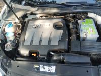 moyenne-berline-volkswagen-golf-6-2013-guelma-algerie