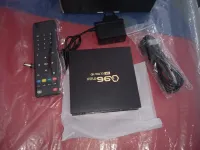 Android TV box la Rom Stock 128 g la Ram 8 g 