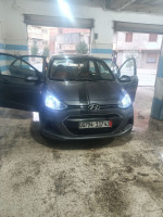 citadine-hyundai-grand-i10-sedan-2017-chelghoum-laid-mila-algerie