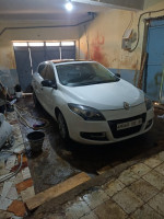 moyenne-berline-renault-megane-3-2012-gt-line-arzew-oran-algerie