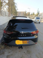 moyenne-berline-seat-leon-2015-fr-chelghoum-laid-mila-algerie