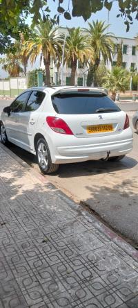سيارات-peugeot-207-2012-allure-الصومعة-البليدة-الجزائر