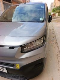 السيارات-النفعية-fiat-doblo-2025-الجلفة-الجزائر