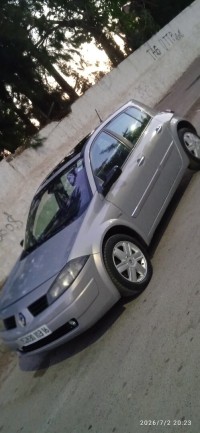 سيارات-renault-megane-2-coupe-2003-سطاوالي-الجزائر