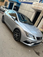 moyenne-berline-seat-leon-2019-fr-beats-kouba-alger-algerie