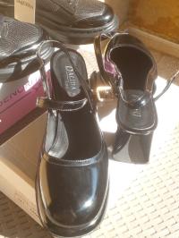 كعب-عالي-chaussure-a-talon-pour-femme-البليدة-الجزائر