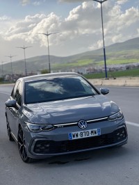 سيارات-volkswagen-golf-8-2023-gtd-سدراتة-سوق-أهراس-الجزائر