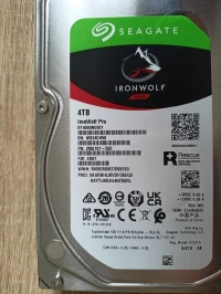 Disque dur NAS seagate ironwolf PRO 4to