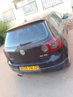 moyenne-berline-volkswagen-golf-5-2006-carat-ain-benian-alger-algerie