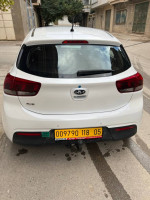 voitures-kia-rio-2018-ex-batna-algerie