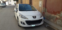 voitures-peugeot-207-2012-allure-biskra-algerie